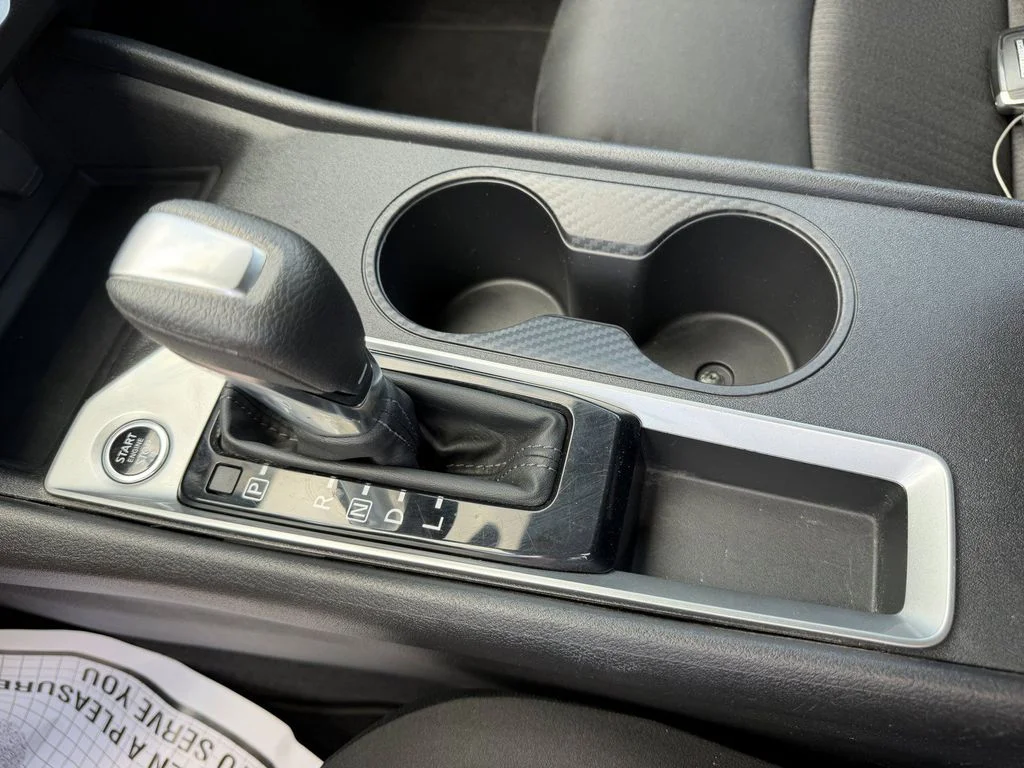 2025 Nissan Altima SV - Photo 15