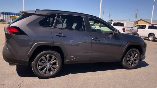 Used 2025 Gray Toyota XLE Premium image 2