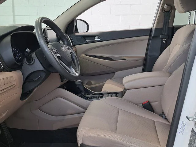 Used 2019 White Hyundai Value image 23
