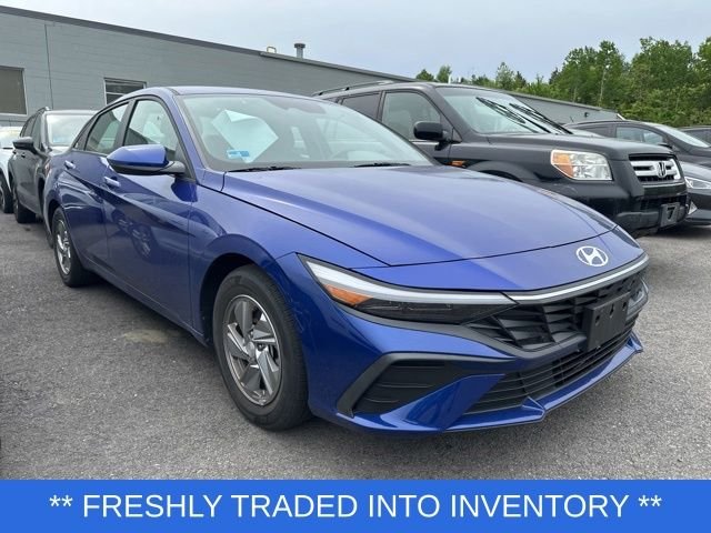 2024 Hyundai Elantra 2.0 SE IVT's photo