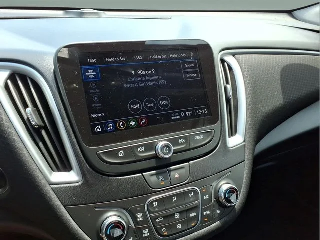 2024 Chevrolet Malibu 1LT - Photo 17