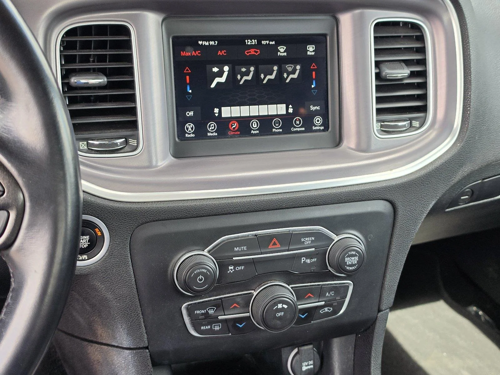 Used 2022 Torred Clearcoat Dodge SXT image 12