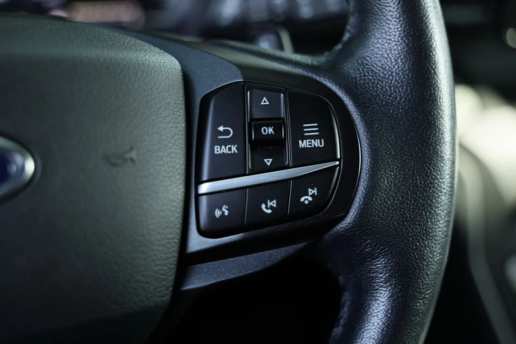 Used 2020 Magnetic Metallic Ford XLT image 32