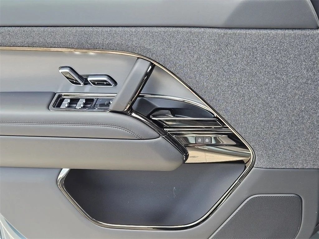 2025 Land Rover Range Rover Sport SE - Photo 22