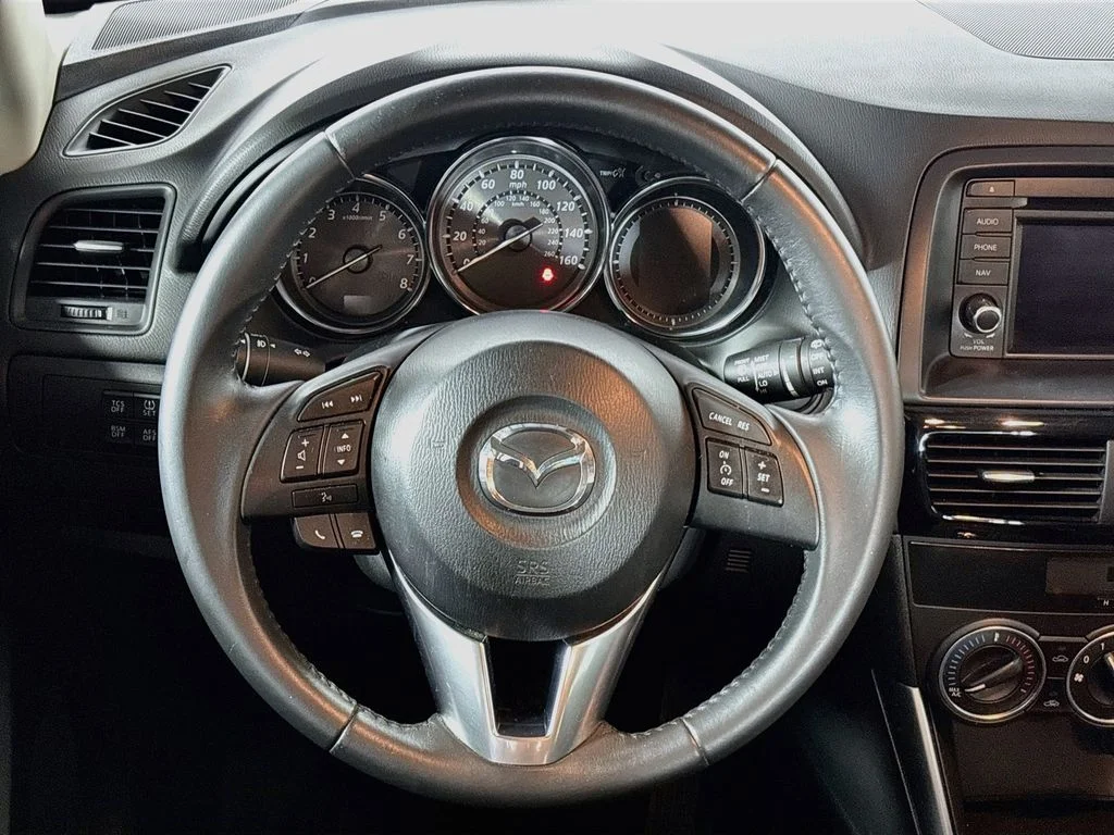 Used 2013 White Mazda Touring image 13