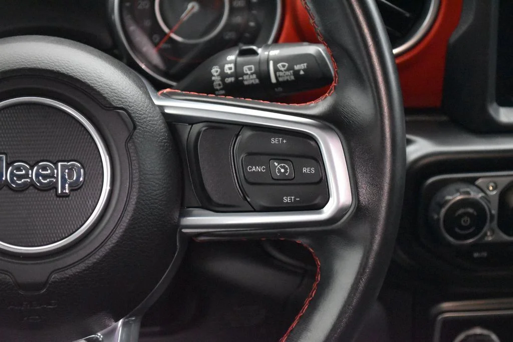 Used 2020 White Jeep Unlimited Rubicon image 10