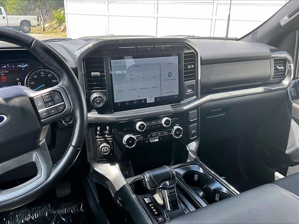 Used 2022 Blue Ford XLT image 18