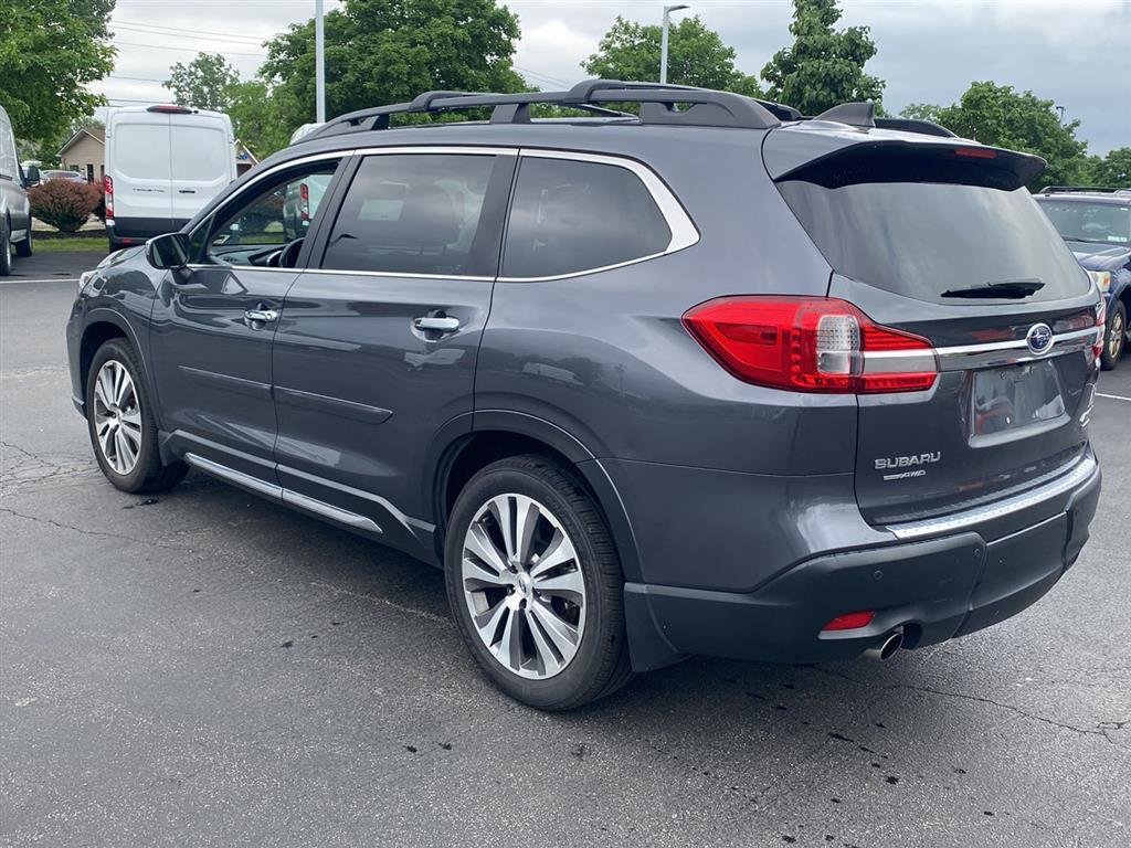 Used 2020 Magnetite Gray Metallic Subaru Touring image 9