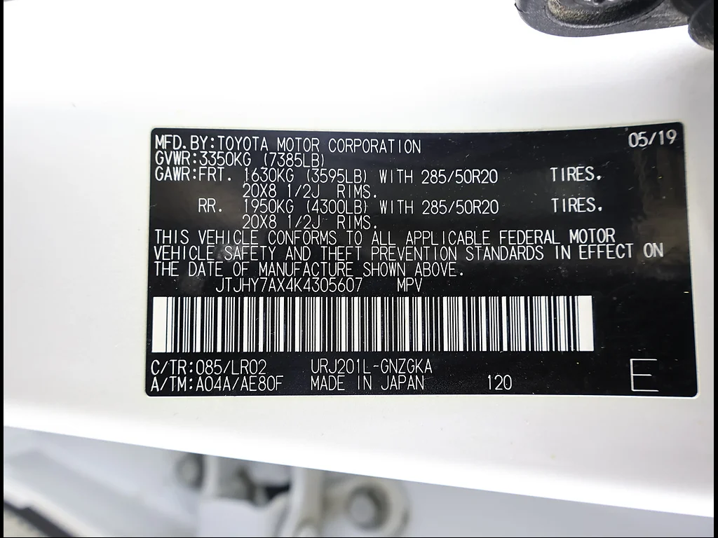 Used 2019 Eminent White Pearl Lexus Two-Row image 12