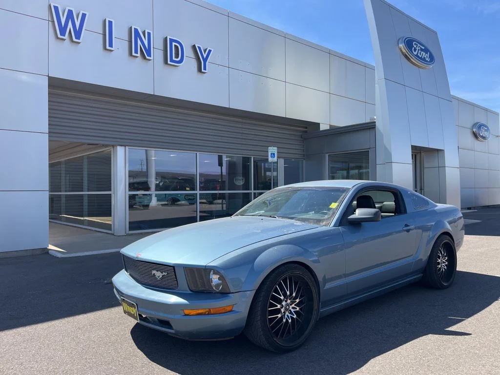 2005 Ford Mustang's photo