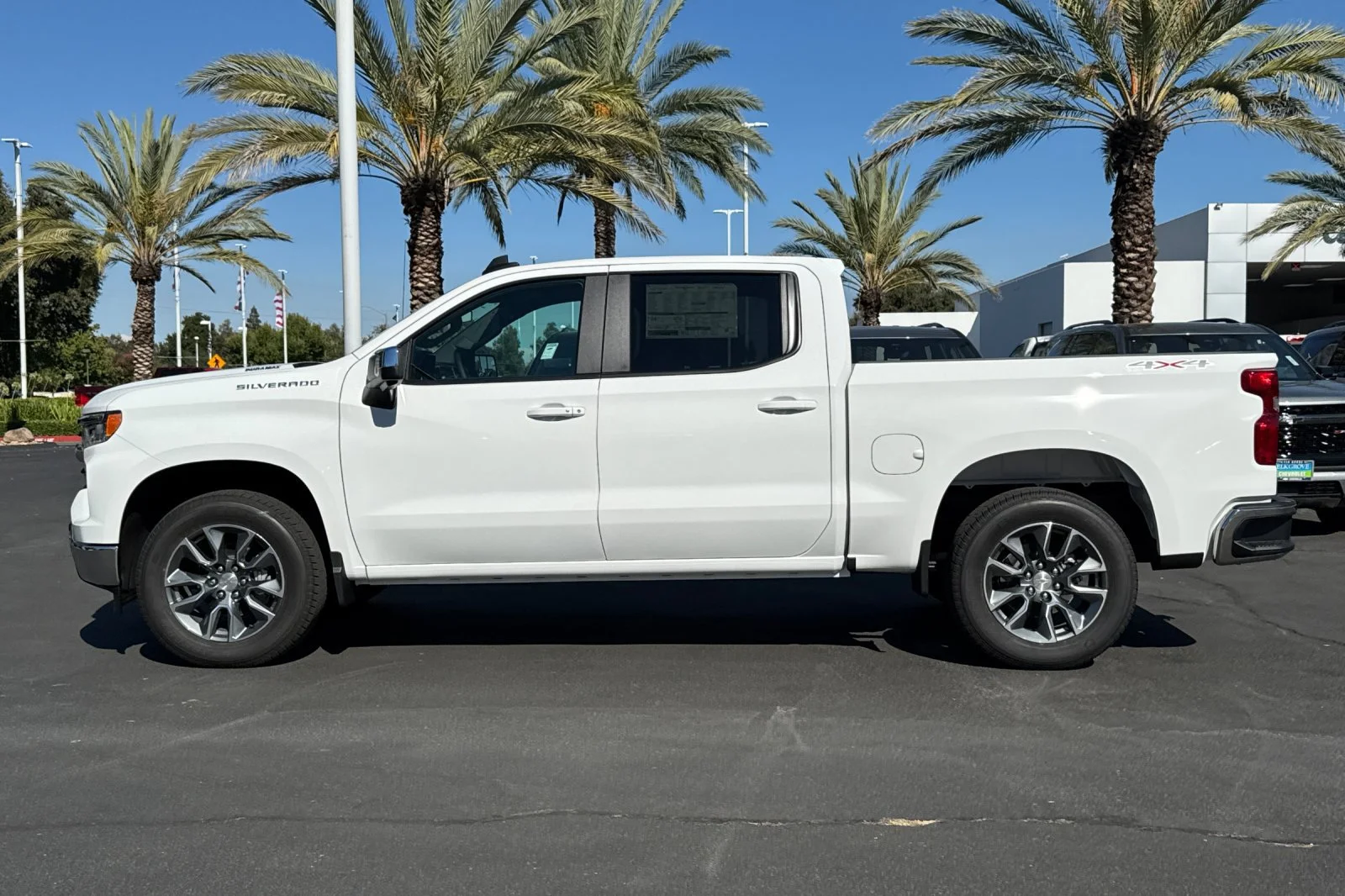 2026 Chevrolet Silverado 1500 LT - Photo 6