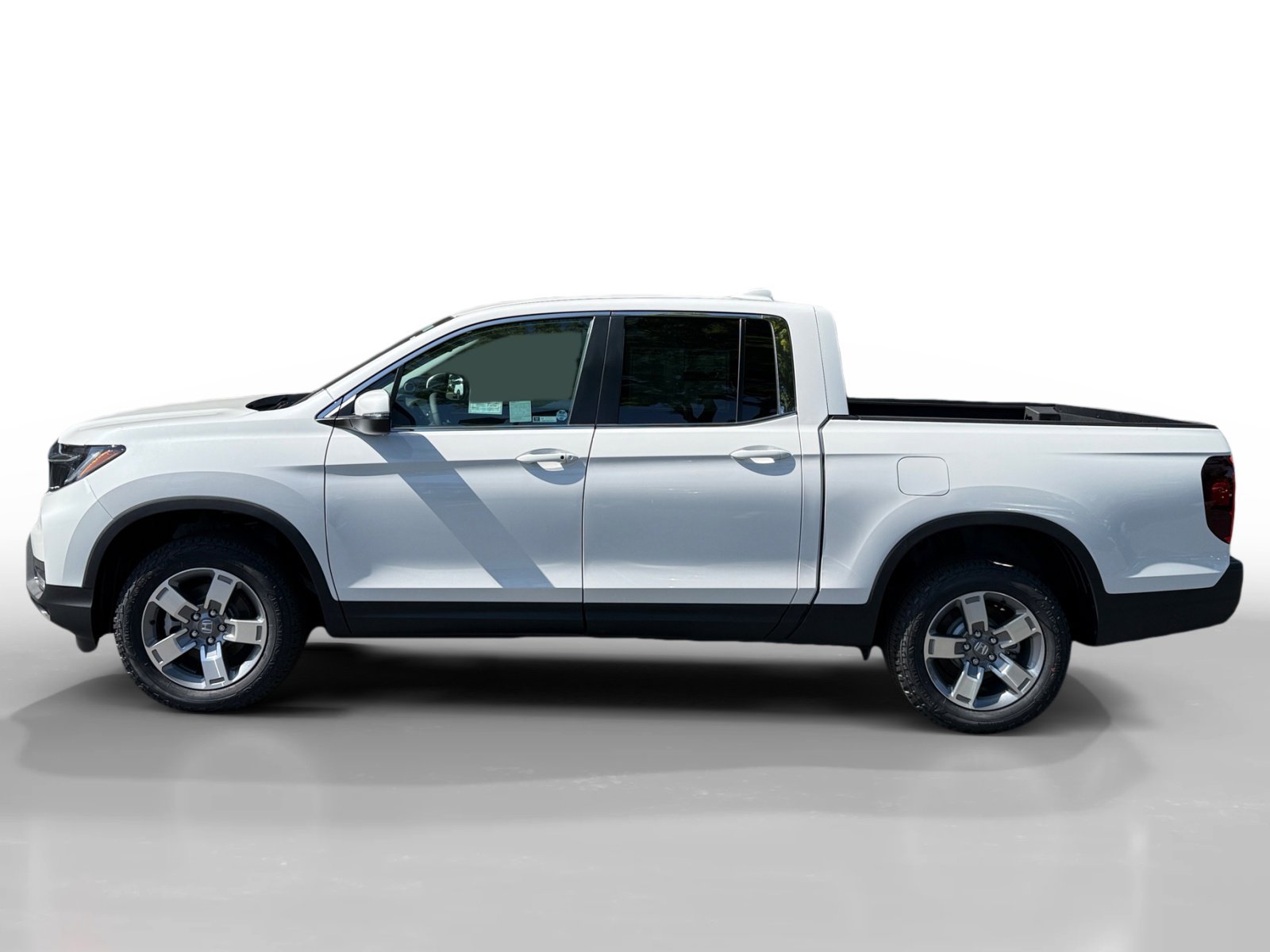 New 2026 Platinum White Pearl Honda RTL image 2