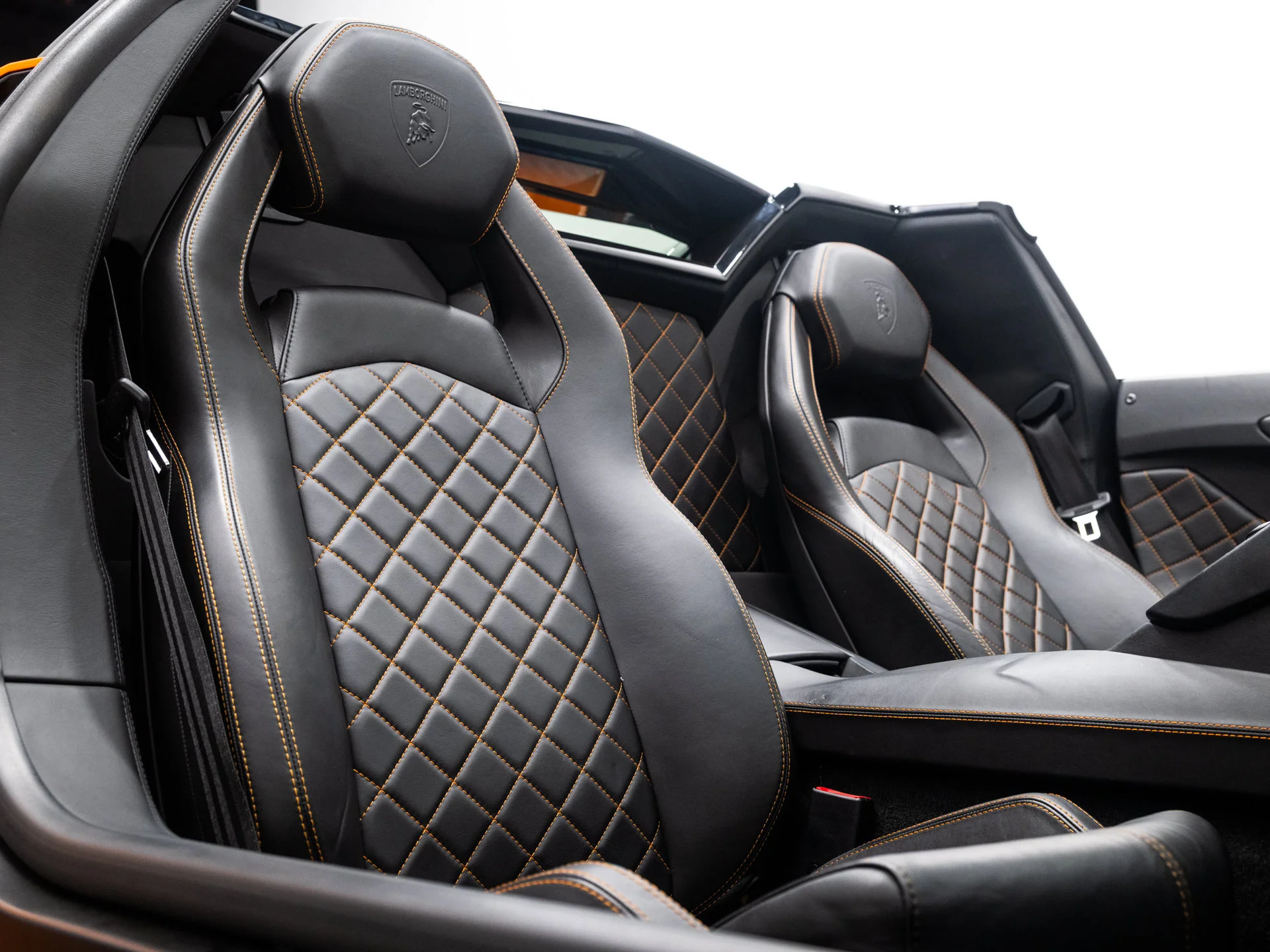 Used 2016 Arancio Atlas Pearl Effect Lamborghini LP700-4 image 36
