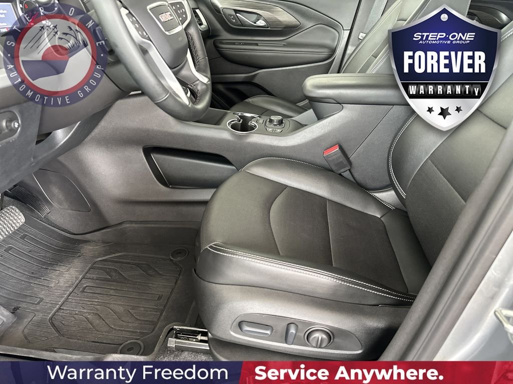 Used 2024 Silver GMC SLT image 14