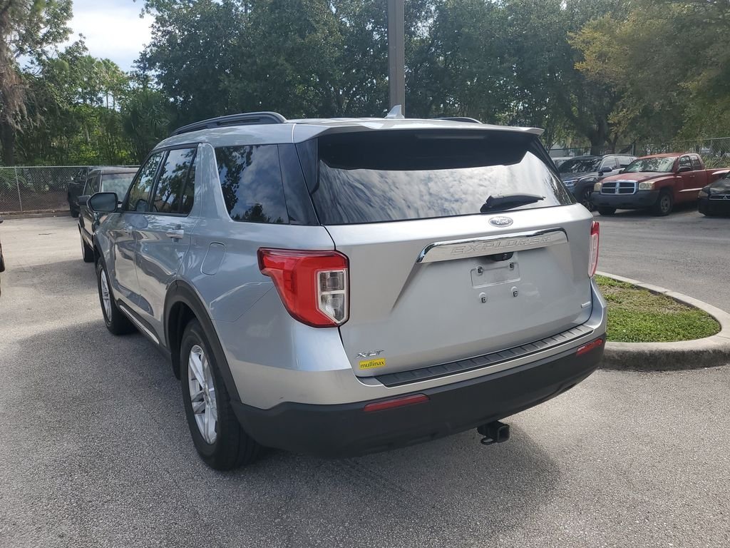 Used 2020 Silver Ford XLT image 3