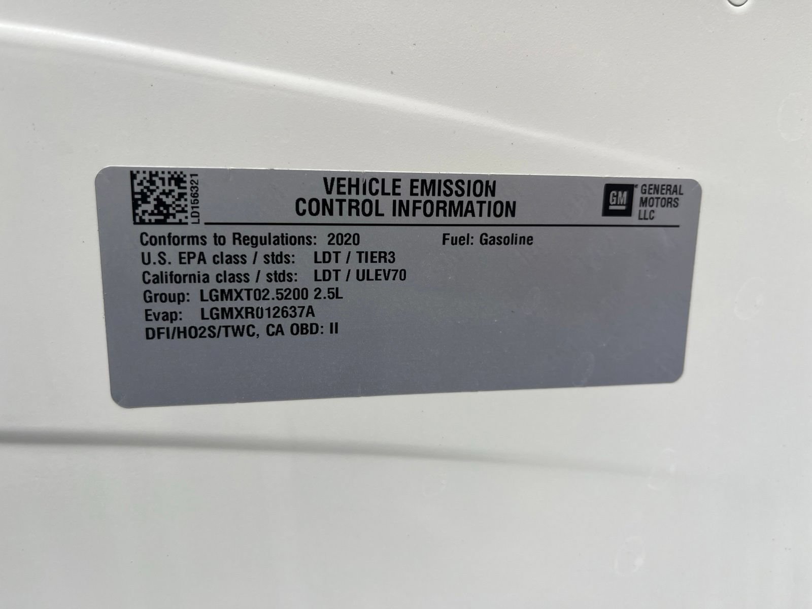 Used 2020 SUMMIT WHITE Buick Essence image 13