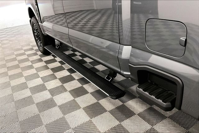 2026 Ford F-250 Super Duty Platinum - Photo 45