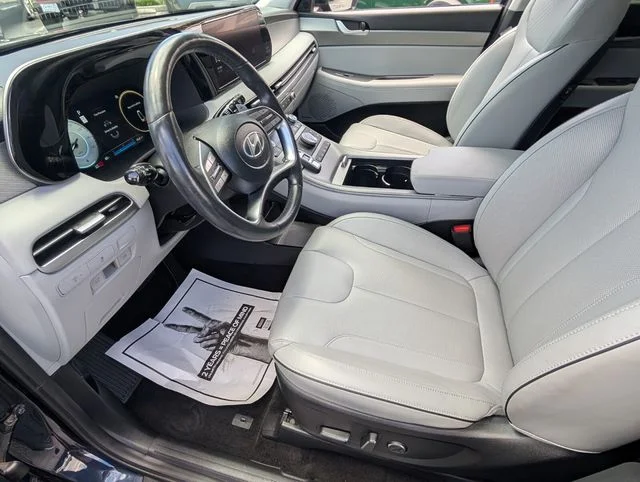 Used 2024 White Hyundai SEL image 10