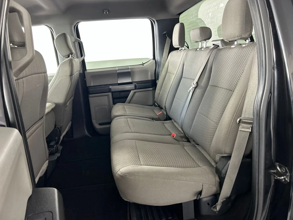 Used 2019  Ford XLT image 24