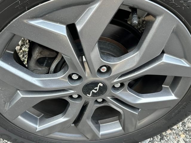 Used 2024 Blue Kia S image 6
