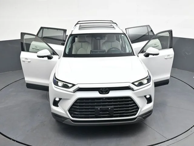 Used 2024 Beige Toyota Platinum image 40