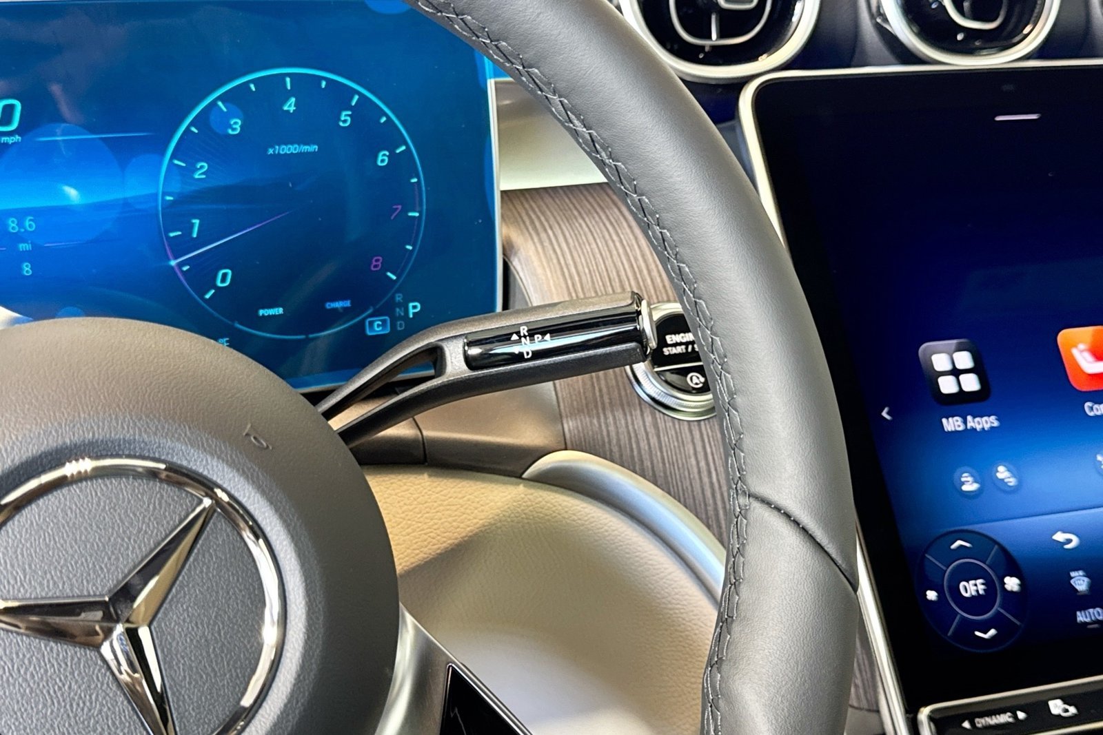 New 2026 Cirrus Silver Metallic Mercedes-Benz GLC 300 image 15