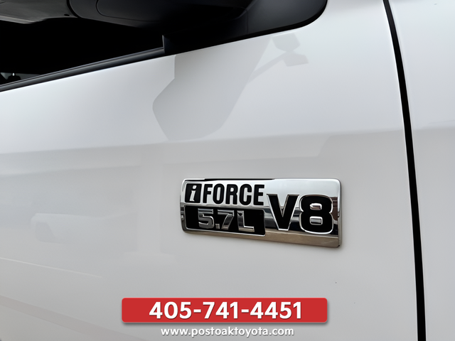 Used 2020 White Toyota SR5 image 9