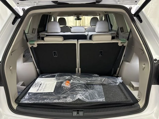 2026 Volkswagen Atlas SE w/Tech - Photo 40