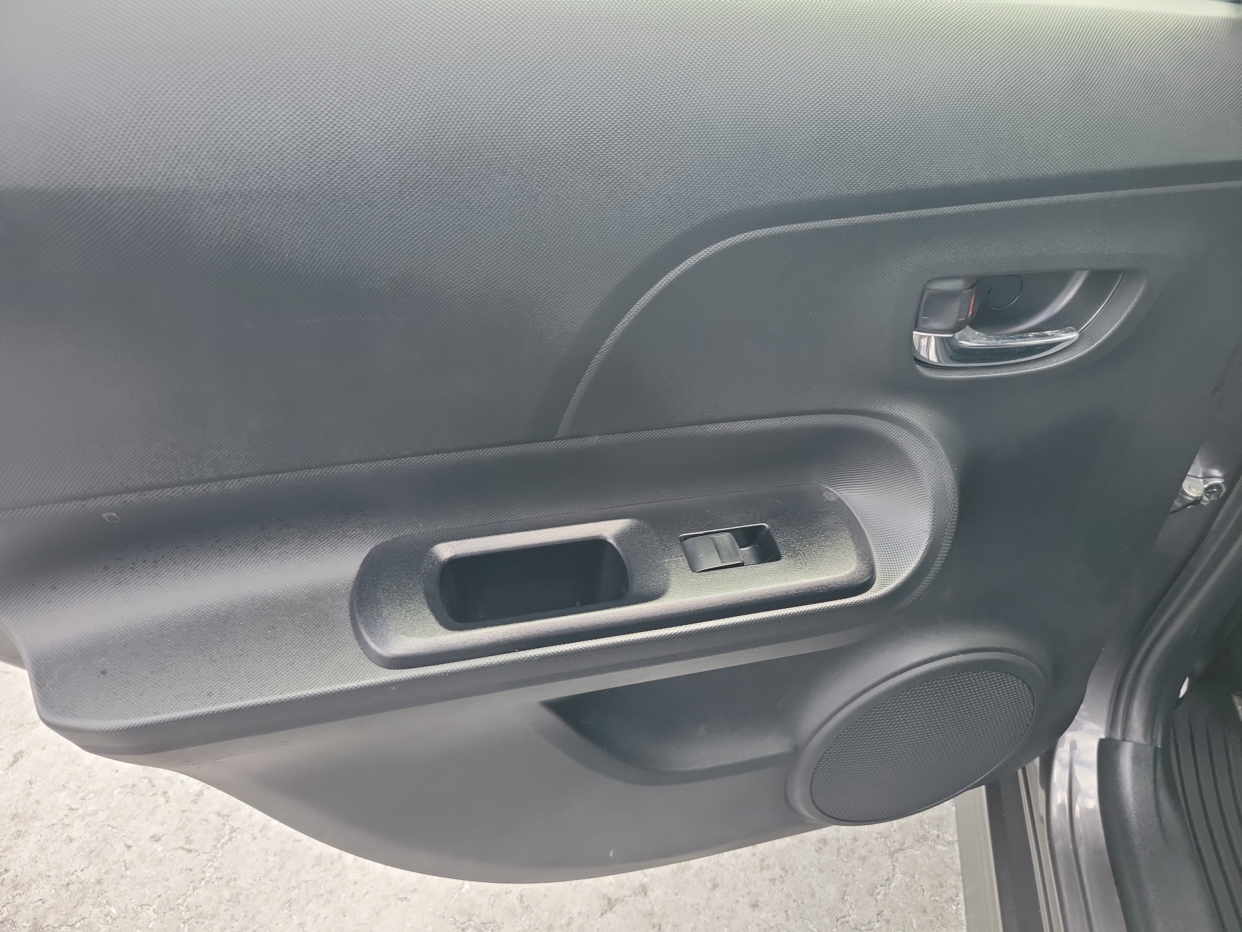 Used 2019 Magnetic Gray Metallic Toyota L image 11