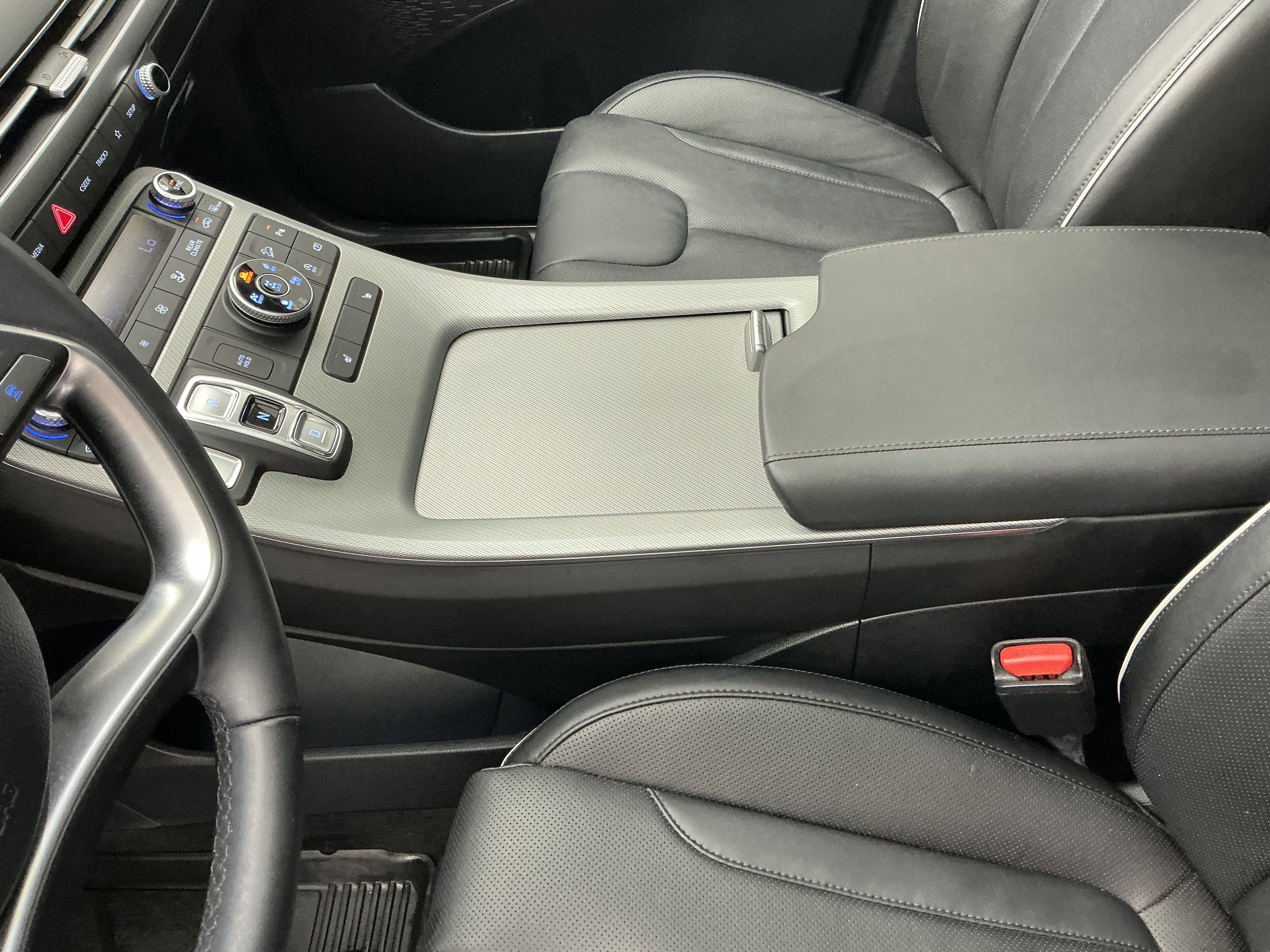 Certified Used 2023 Steel Graphite Hyundai XRT image 14