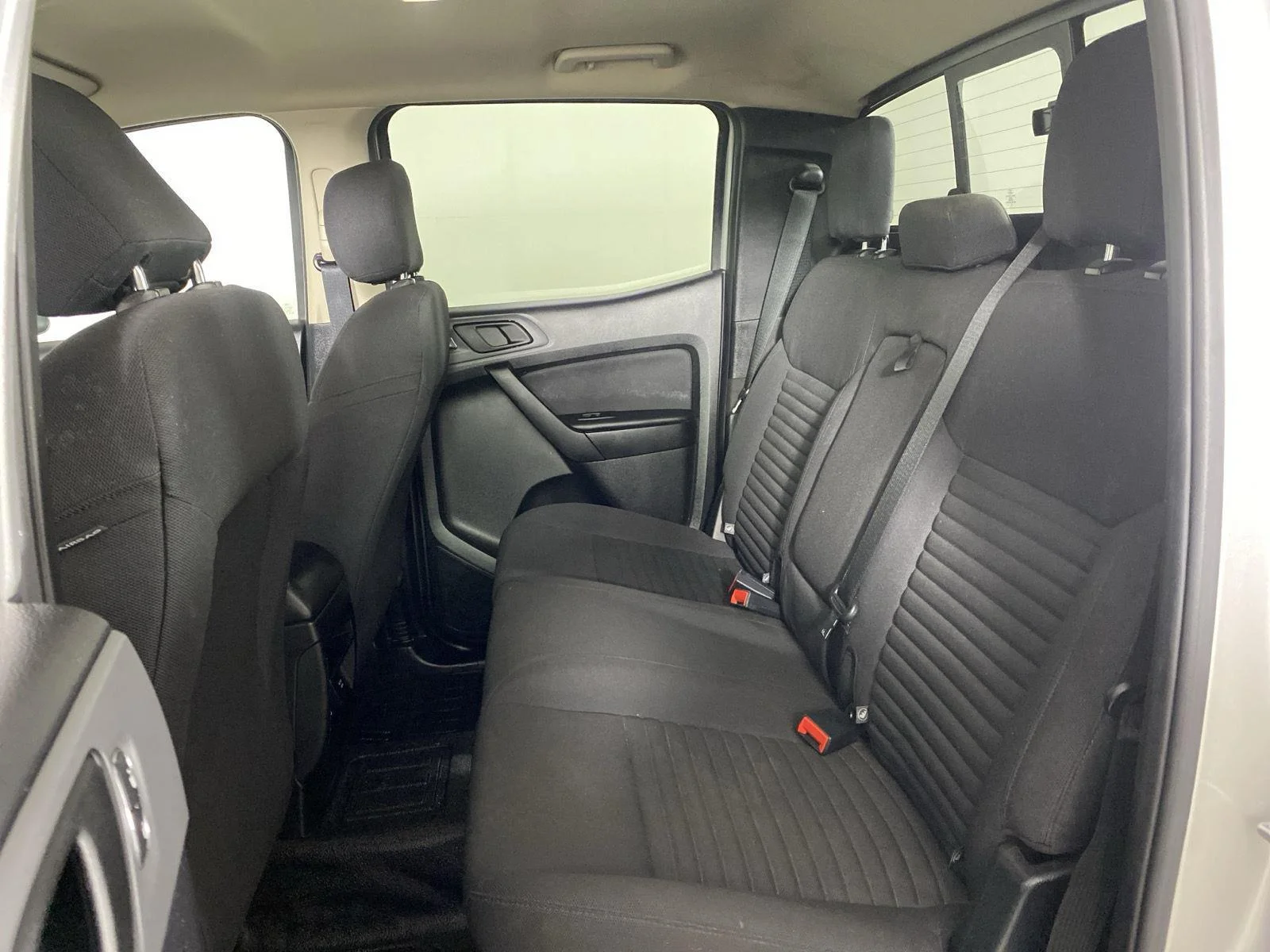 Used 2019 Ingot Silver Ford XL image 23