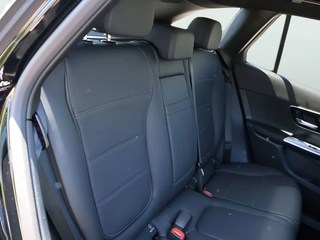New 2026 Black Mercedes-Benz GLC 300 image 52