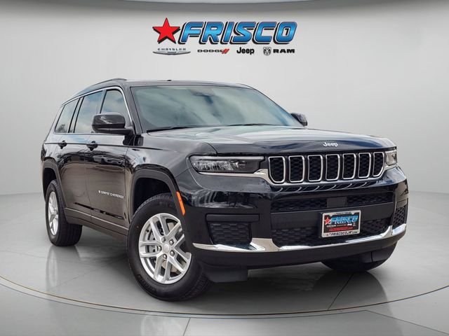 New 2026 Diamond Black Crystal Pearlcoat Jeep Laredo image 1