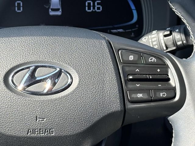2023 Hyundai Venue Limited - Photo 22