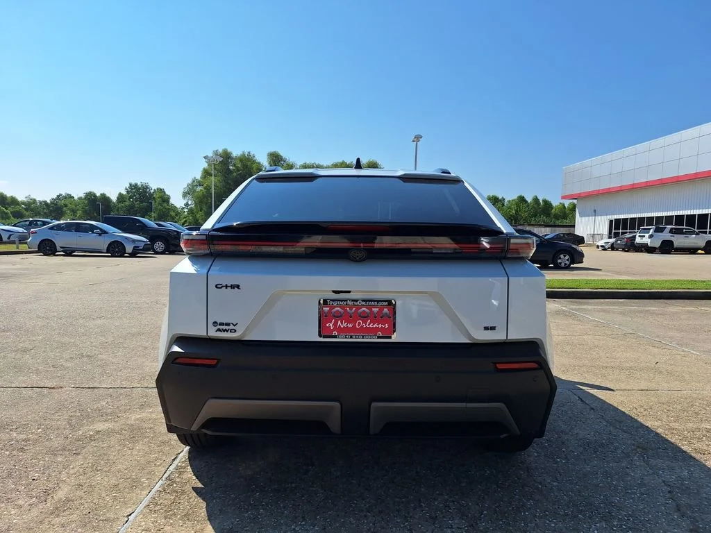 2026 Toyota C-HR SE - Photo 6