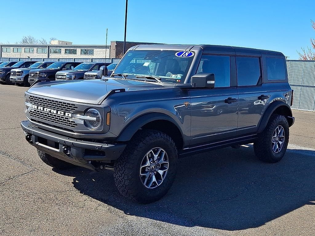 Used 2024 Gray Metallic Ford Badlands image 3