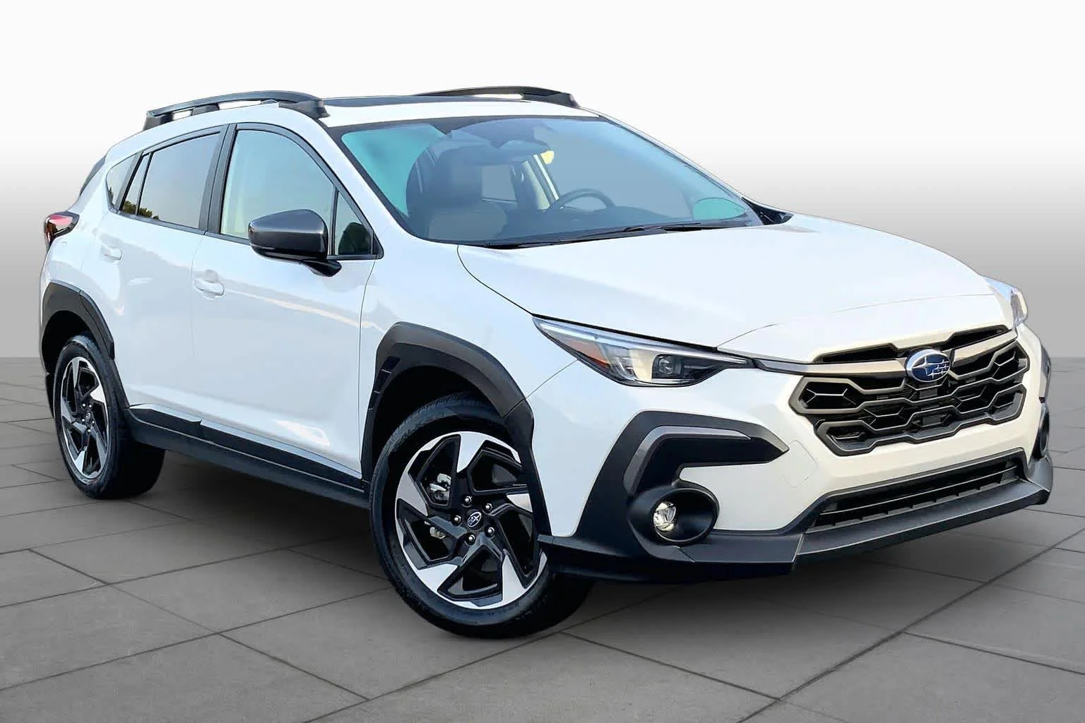 Used 2025 W3P/Crystal Whi Subaru Limited image 3