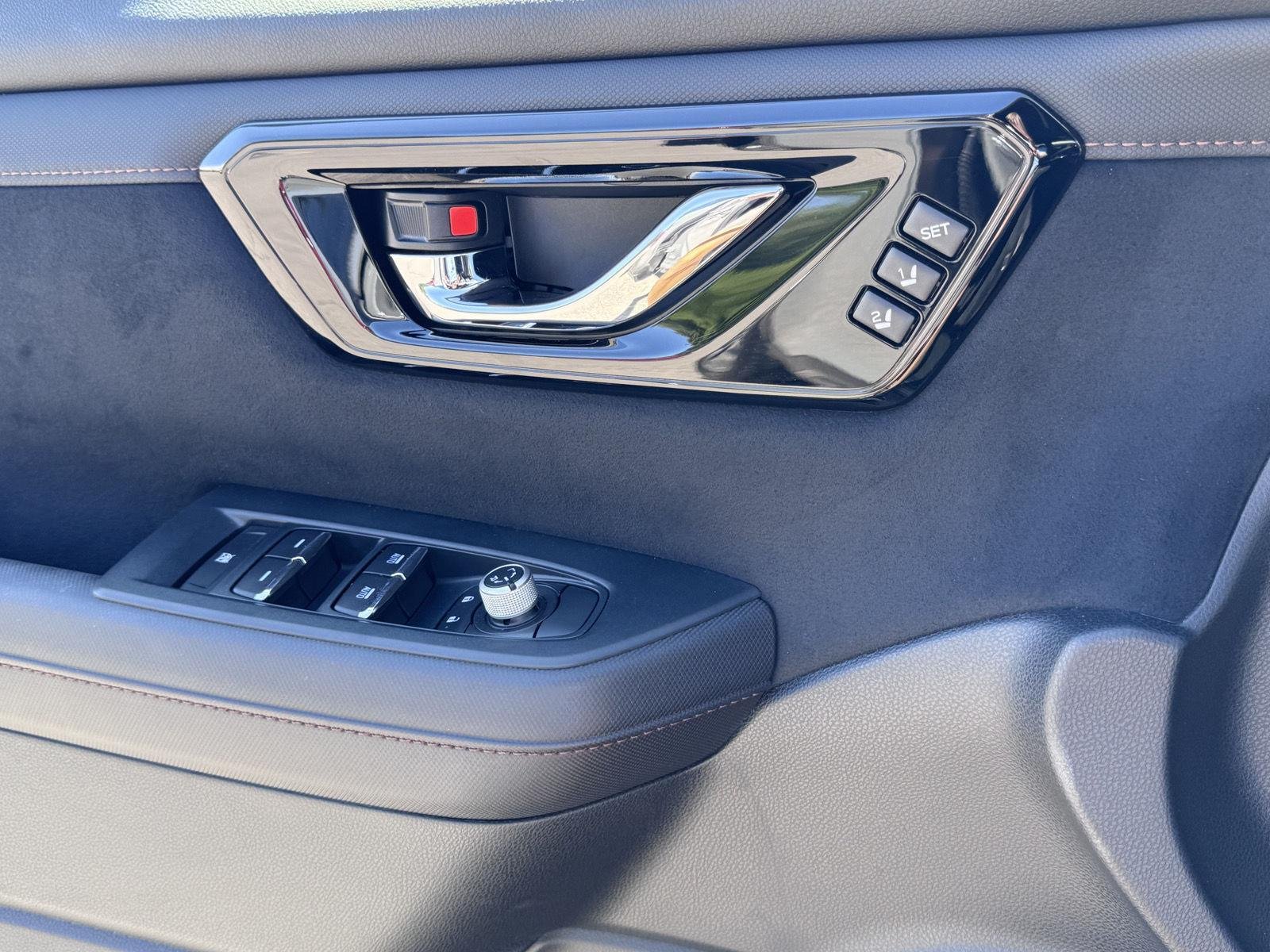 2025 Subaru Forester Touring - Photo 26