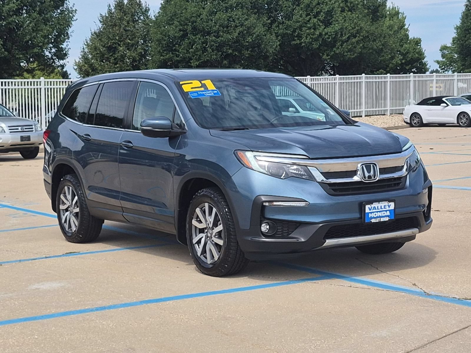 2021 Honda Pilot EX-L - Photo 4