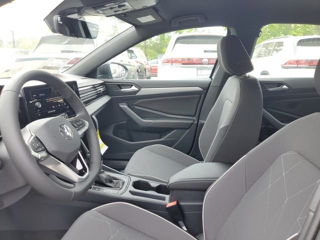 New 2026 Black Volkswagen 1.5T Sport image 17