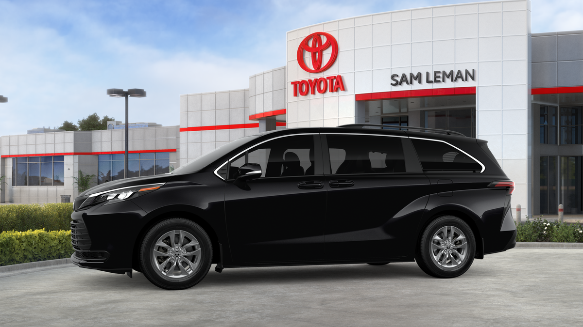 New 2026 Midnight Black Metallic Toyota LE image 16