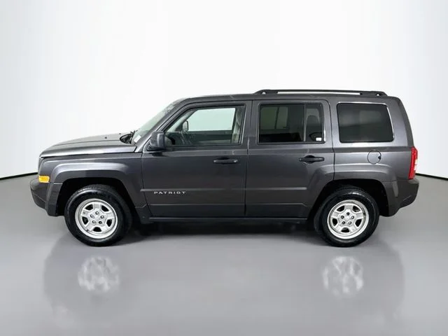 Used 2017 Gray Jeep Sport image 4