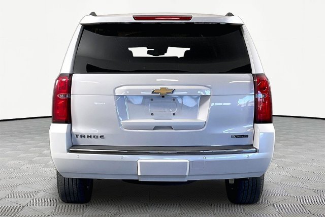 Used 2017 Beige Chevrolet Premier image 4