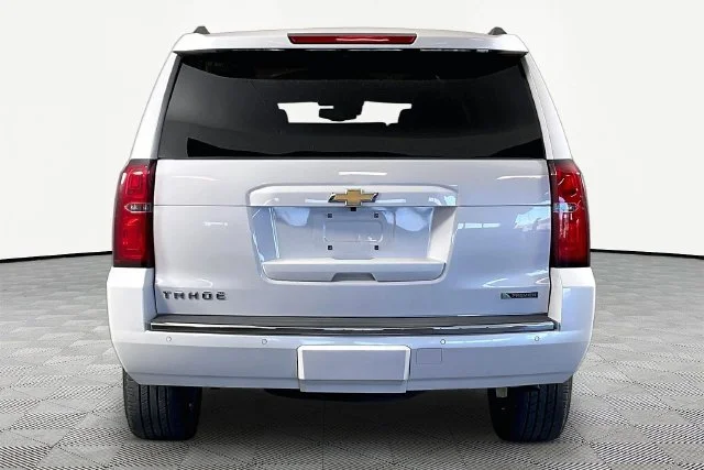 Used 2017 Beige Chevrolet Premier image 4