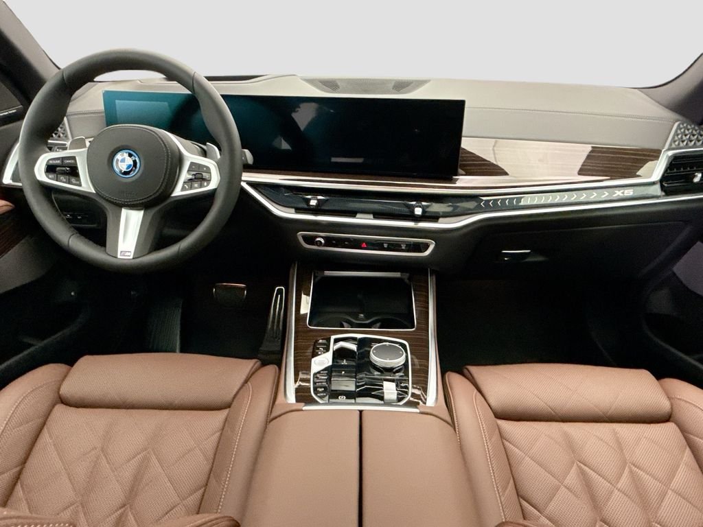 New 2026 Black Sapphire Metallic BMW xDrive50e image 13