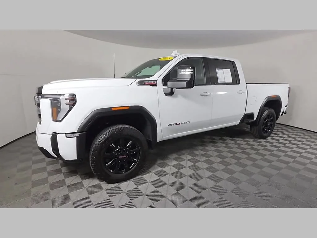 Used 2025 Summit White GMC AT4 image 50