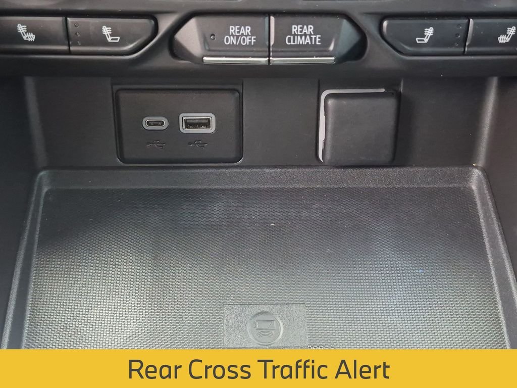 Used 2023 Black Chevrolet Z71 image 38