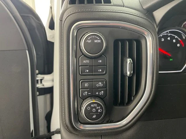 Used 2021 White Chevrolet LT Trail Boss image 36