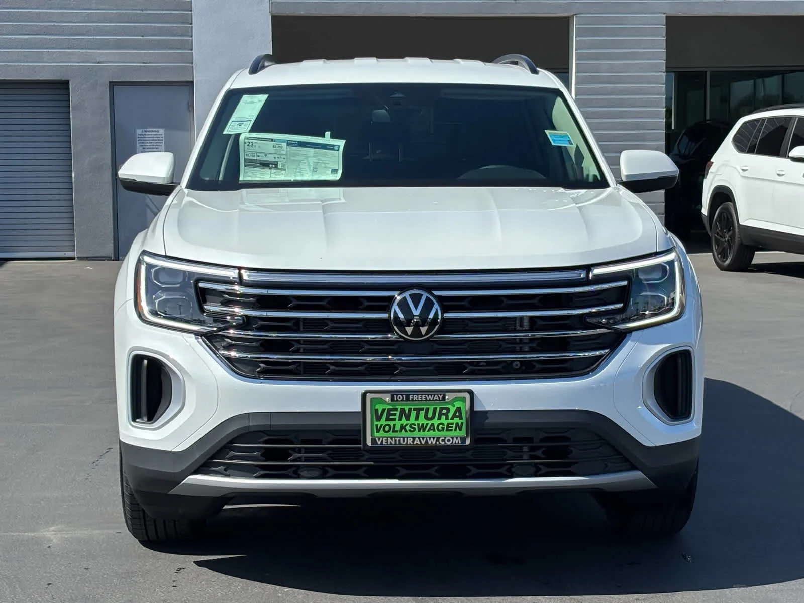 New 2026 OPAL WHITE Volkswagen 2.0T SE image 4
