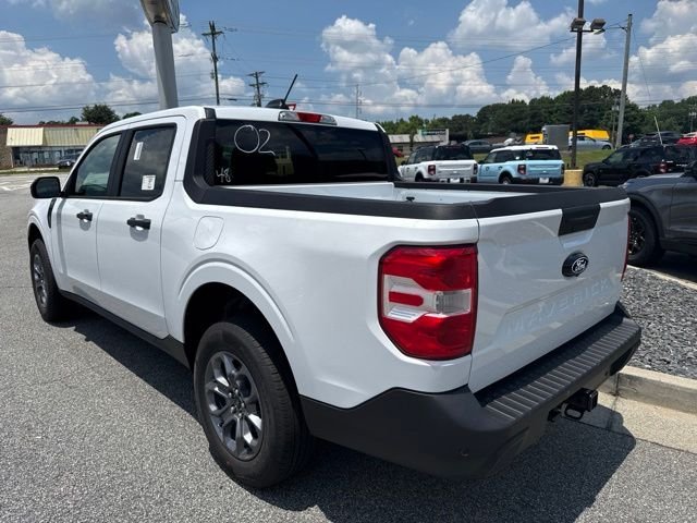New 2026 Oxford White Ford XLT image 8